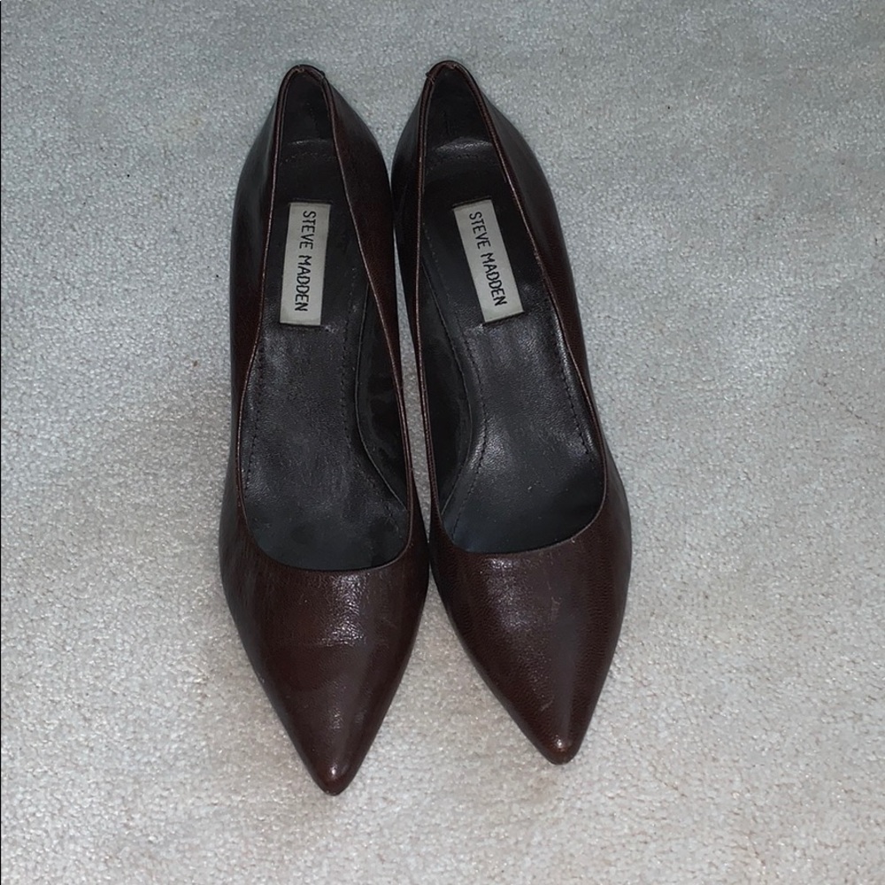 Steve Madden Emmpire Brown Leather Pumps